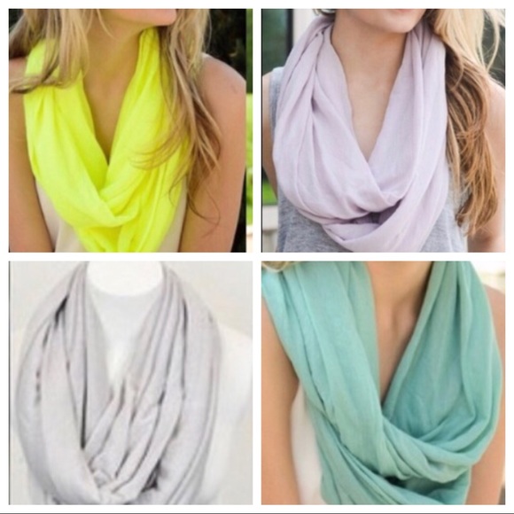 💥spring sale 25% off!💥 Light infinity scarf - Picture 2 of 2